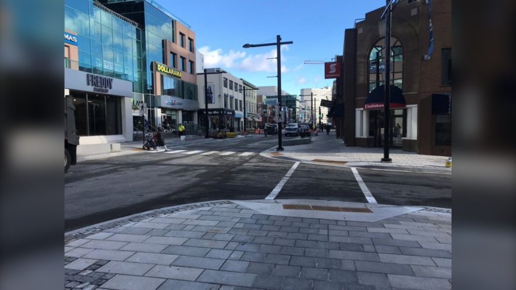 Spring Garden Road, between Queen and South Park streets, will reopen to pedestrian and vehicle traffic on Thursday, Dec. 23 at 5 p.m. 