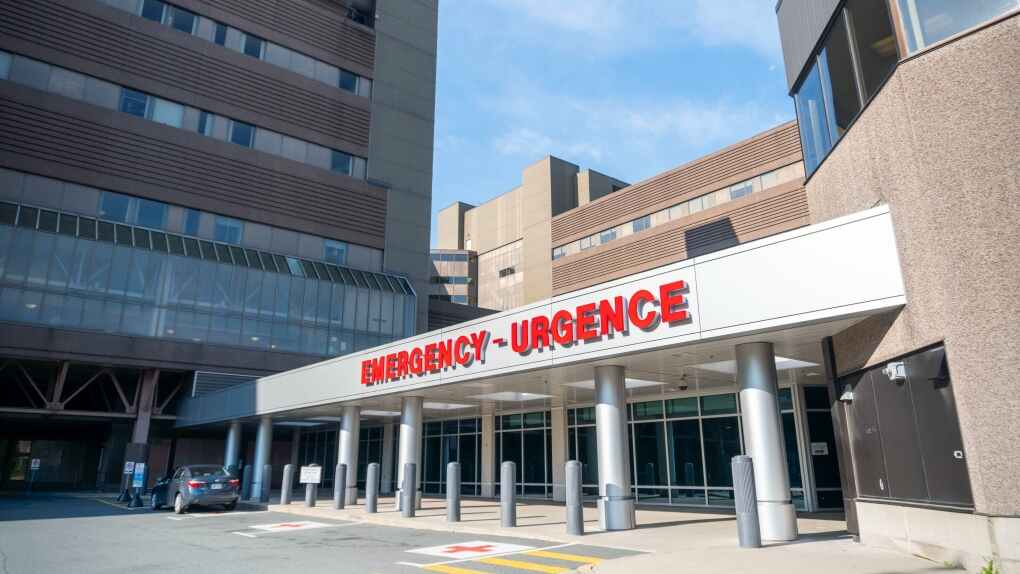 The exterior of the Saint John Regional Hospital's emergency department is pictured. (Source: @HorizonHealthNB/Twitter)