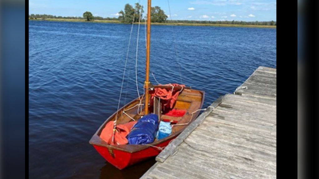Police responded to a report of an overturned wooden sailboat found in the water in the Queenstown area around 2:20 p.m. The boat was unoccupied, but had personal belongings on board. (Source: RCMP)