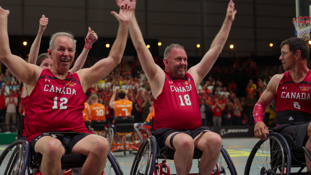 Darrell Ling (#18) is pictured competing in a wheelchair basketball game during the Invictus Games: The Hague in April 2022. (Courtesy: Netflix)
