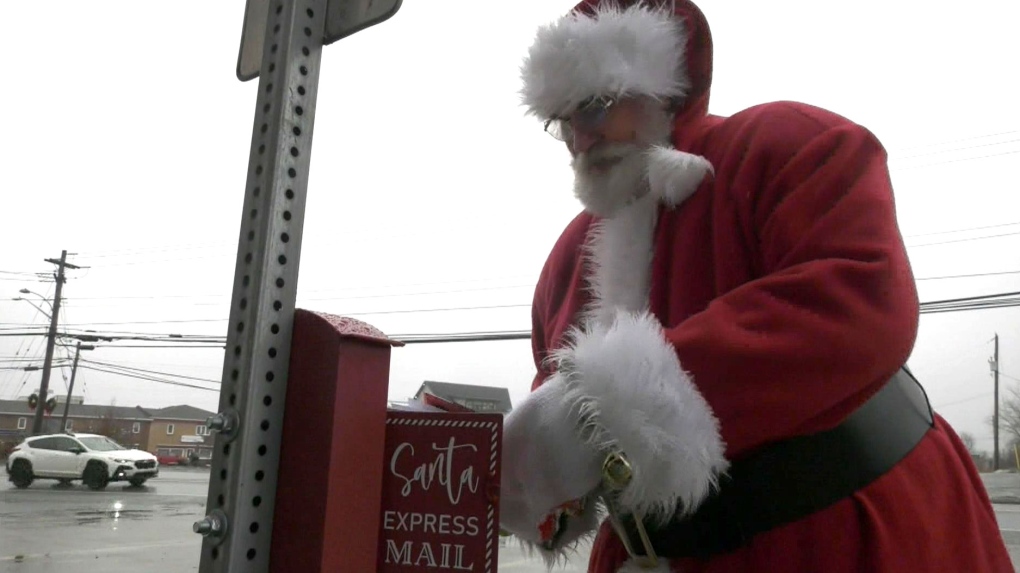 N.S. firefighters ensure letters get to Santa