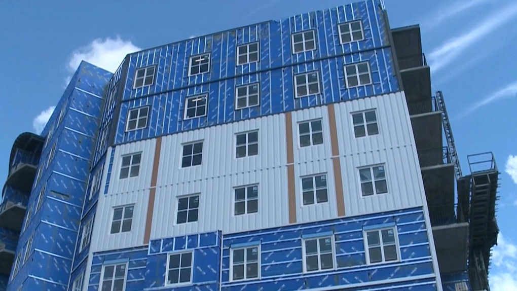 Numbers show dip in building permits across Canada